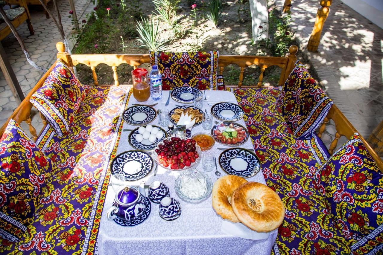 بخارى Hovli Poyon Hotel المظهر الخارجي الصورة