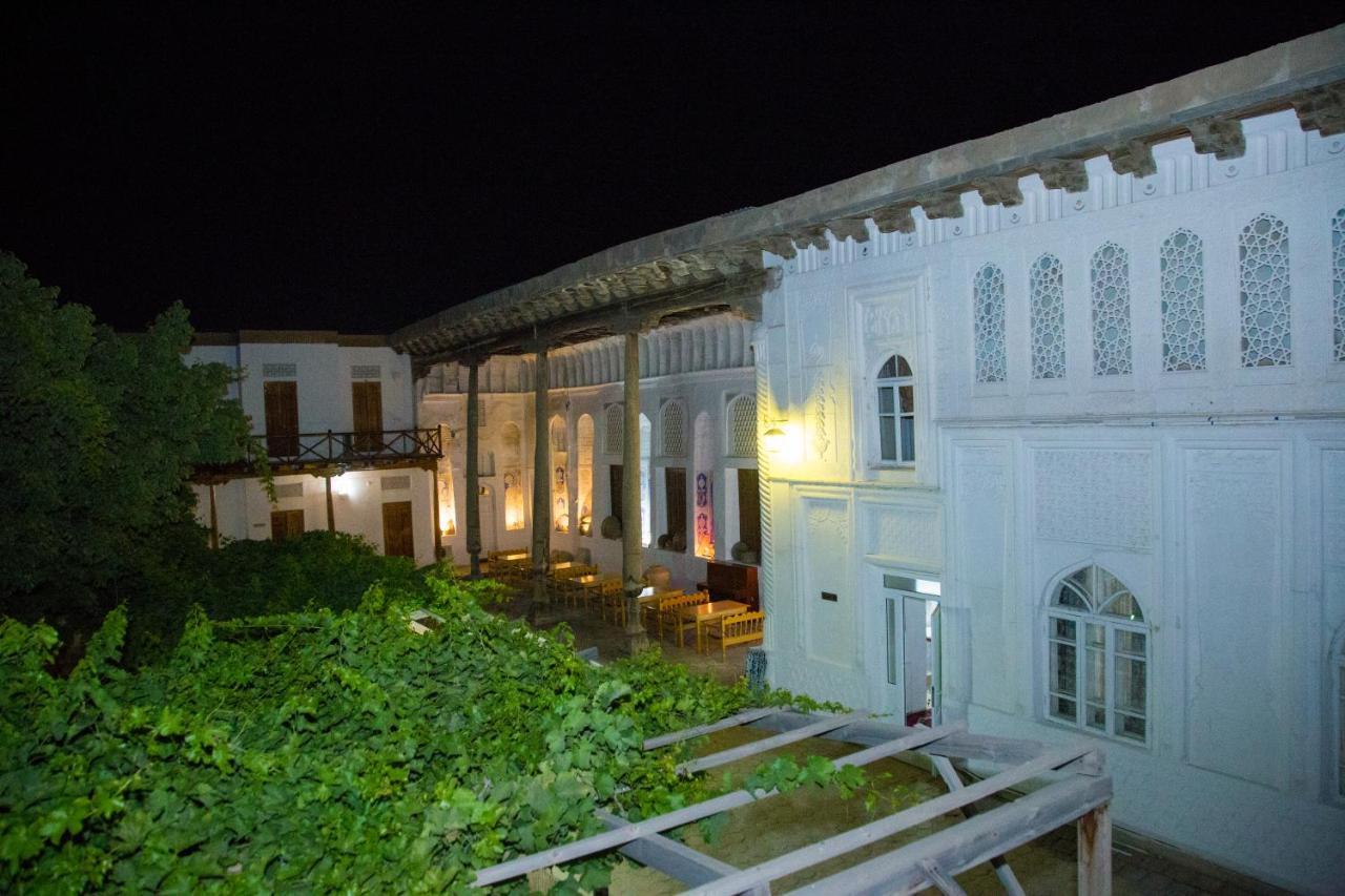 بخارى Hovli Poyon Hotel المظهر الخارجي الصورة