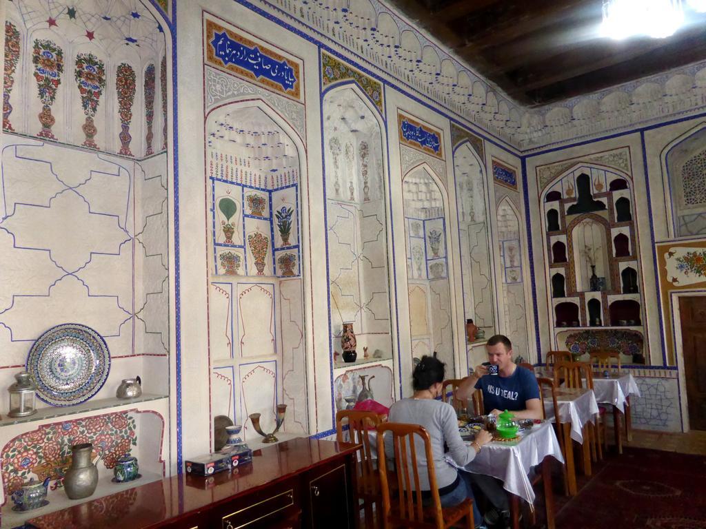 بخارى Hovli Poyon Hotel المظهر الخارجي الصورة