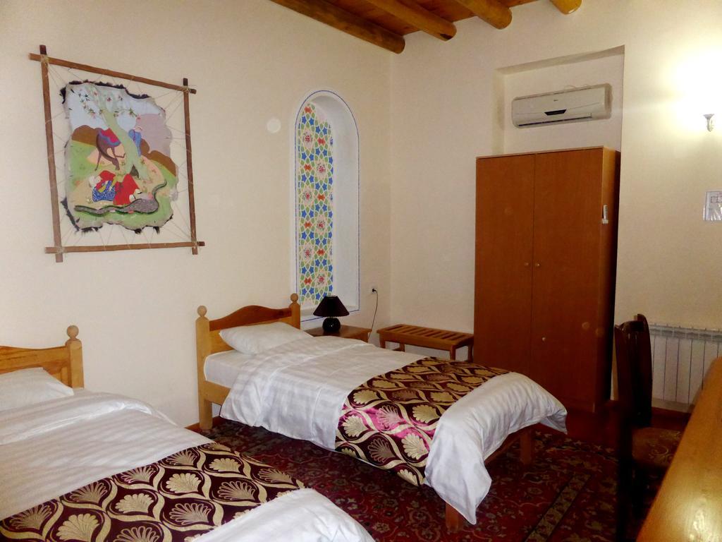 بخارى Hovli Poyon Hotel المظهر الخارجي الصورة