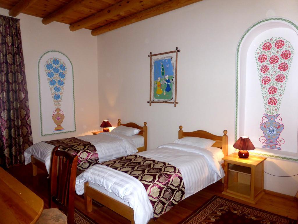 بخارى Hovli Poyon Hotel المظهر الخارجي الصورة