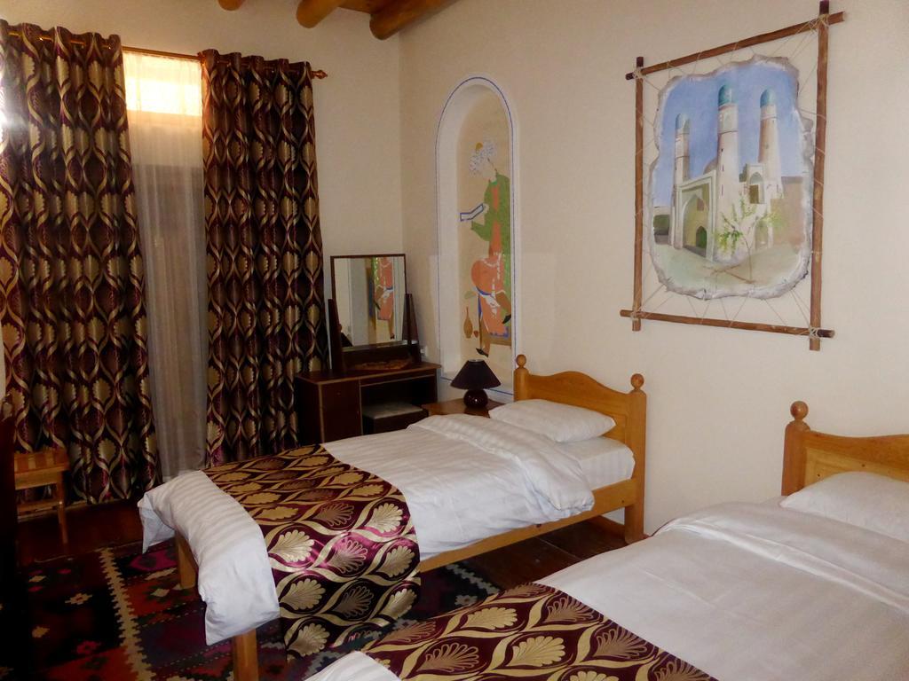 بخارى Hovli Poyon Hotel المظهر الخارجي الصورة