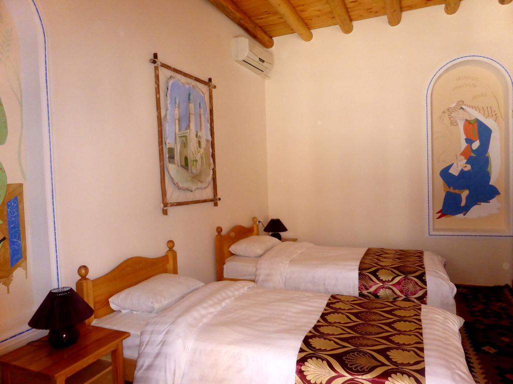 بخارى Hovli Poyon Hotel المظهر الخارجي الصورة
