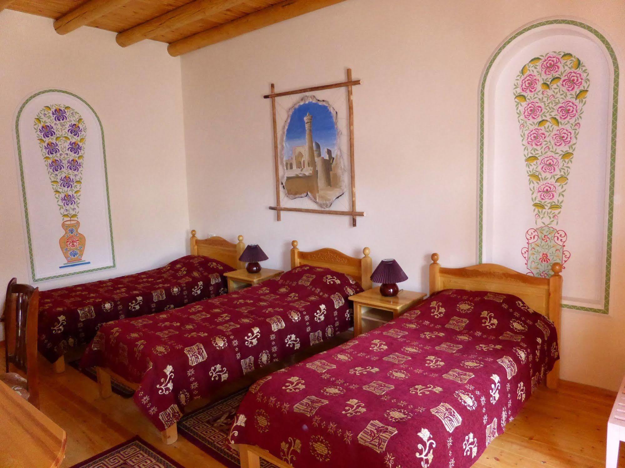 بخارى Hovli Poyon Hotel المظهر الخارجي الصورة