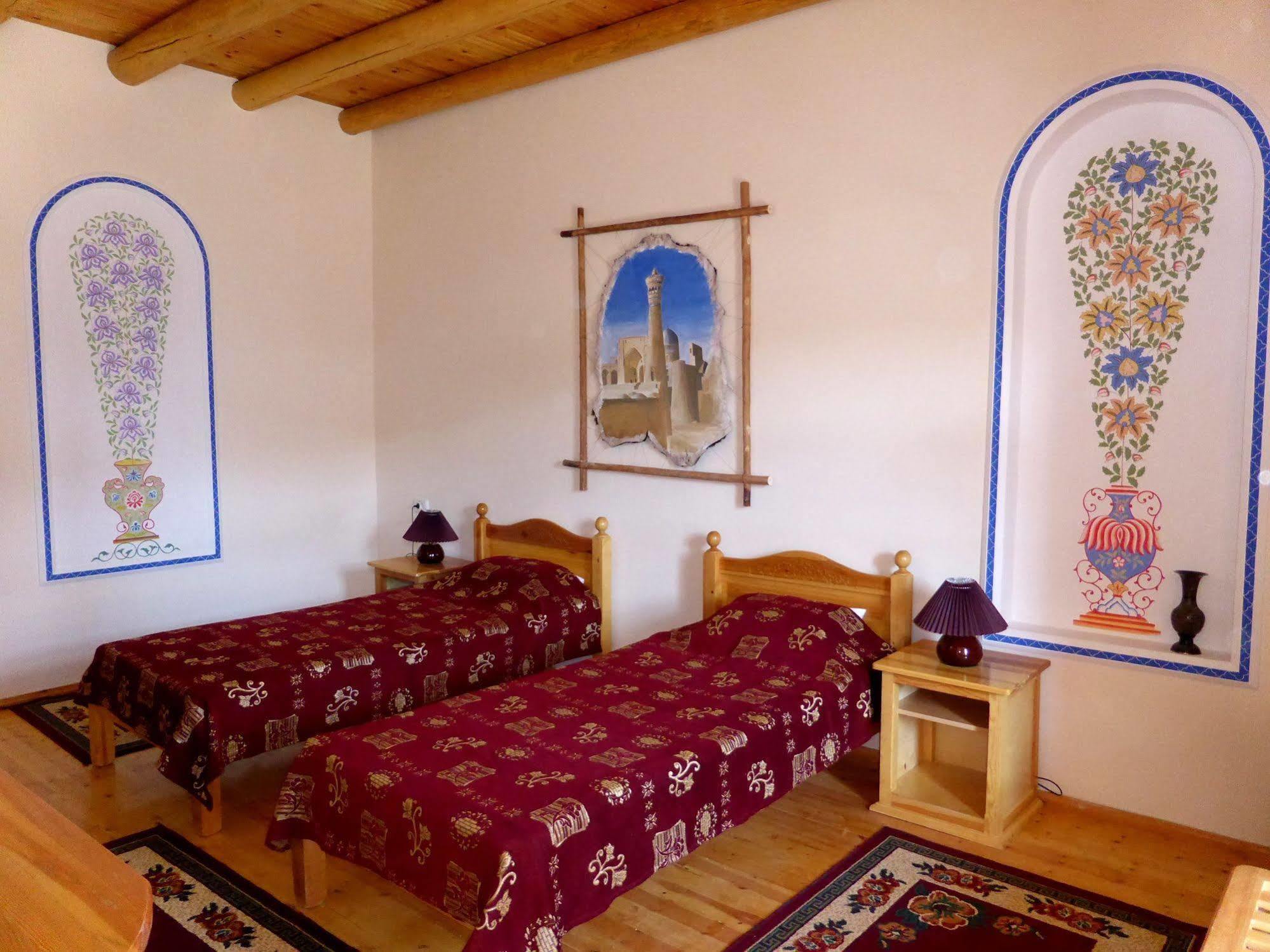 بخارى Hovli Poyon Hotel المظهر الخارجي الصورة